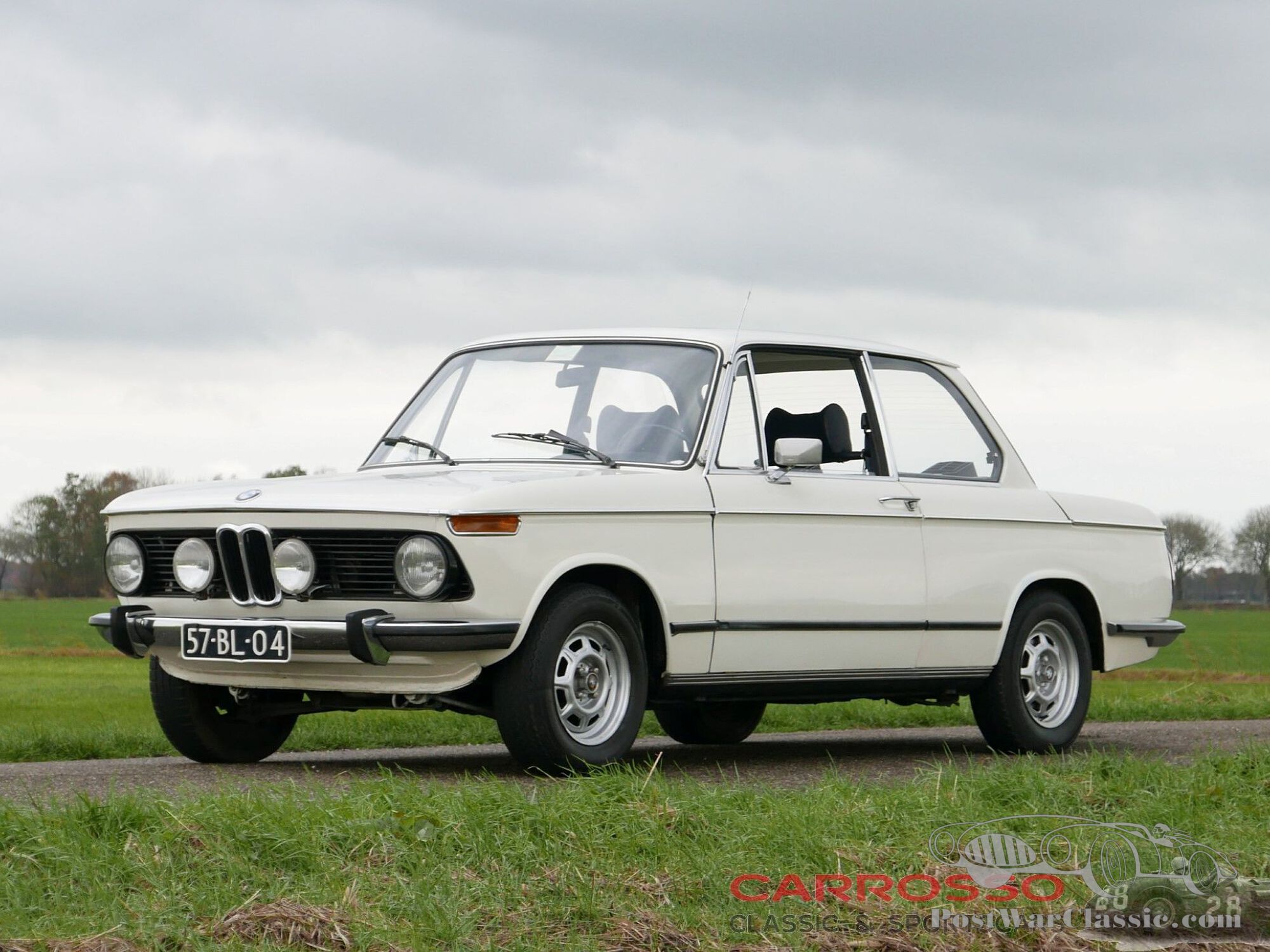 BMW 2002 in very good, original condition with matching numbers!