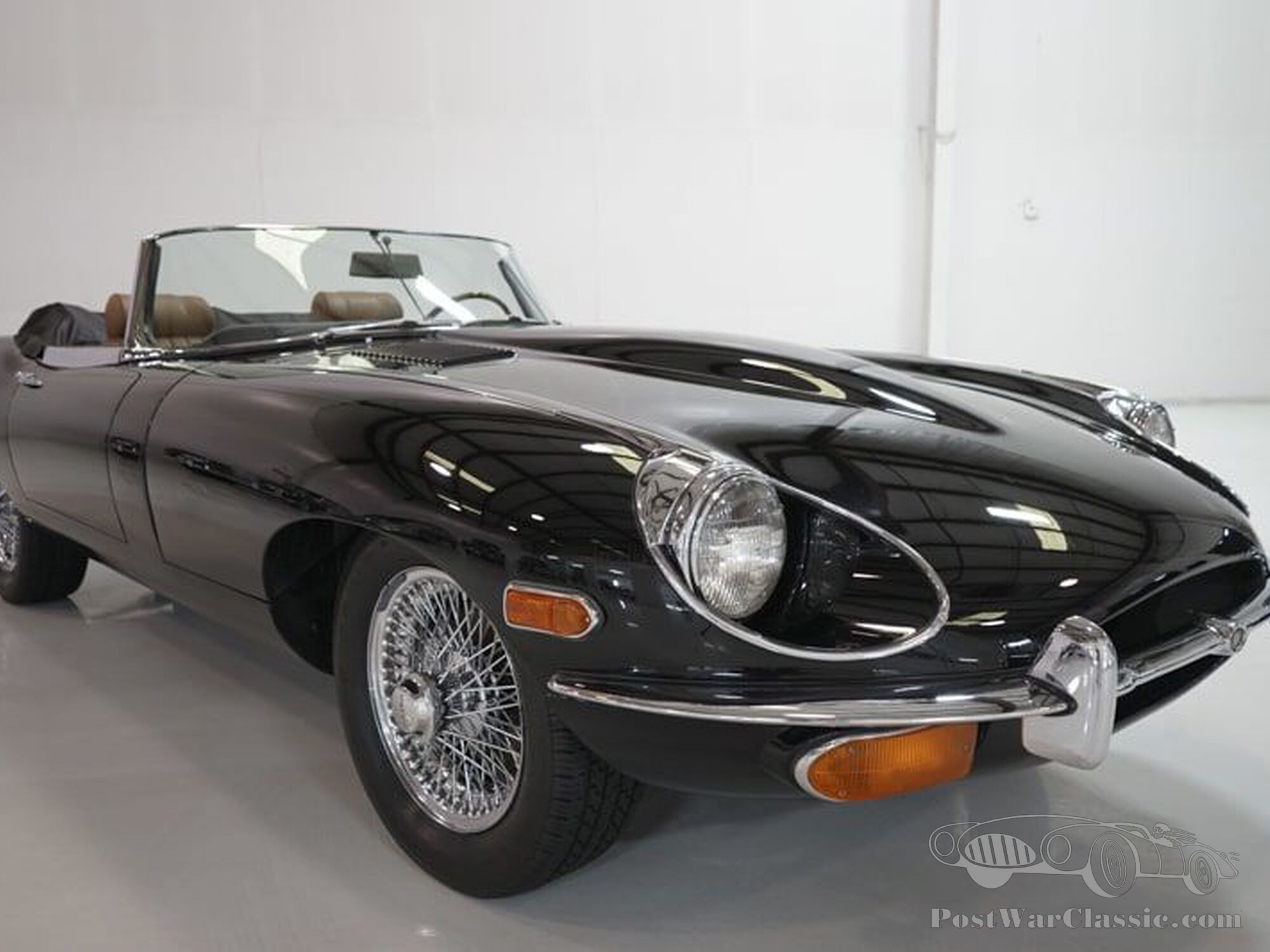 1970 JAGUAR E-TYPE SERIES II 4.2 LITRE ROADSTER