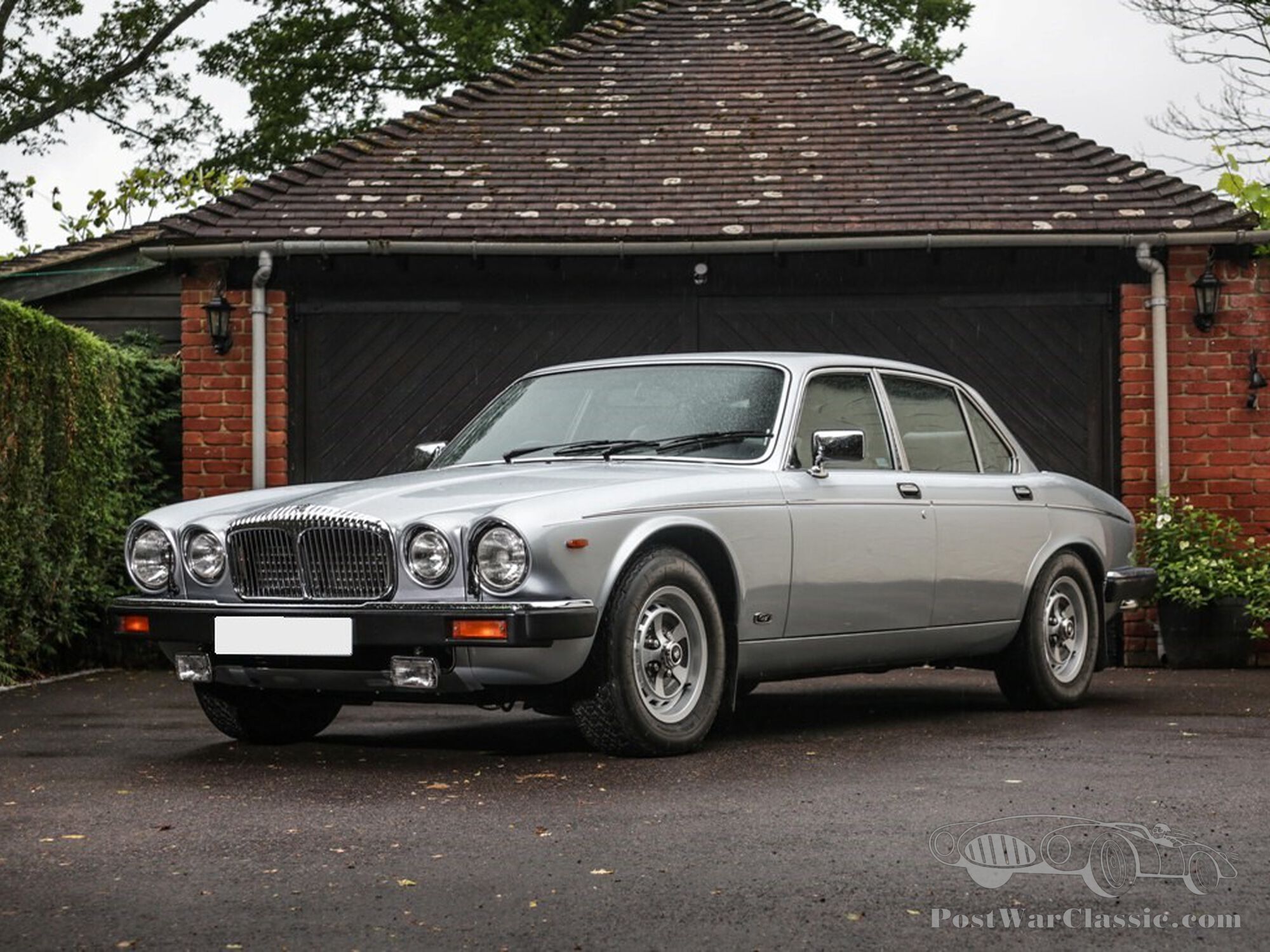 1992 Daimler Daimler Double-Six (Series III) | Historics Auctioneers
