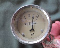 Daimler gauges for Daimler