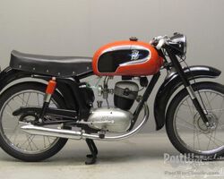 MV Agusta Turismo Rapido Lusso 125cc 2711 1957 SOLD