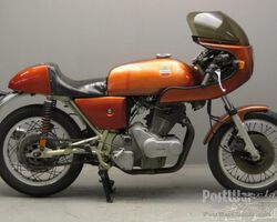 Laverda mc SF2 744cc 2 cyl ohv 2710 1974 SOLD