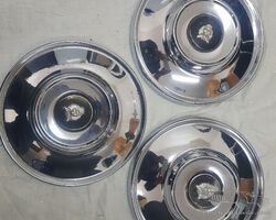 Jaguar hubcaps / hubs for Jaguar