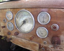 Daimler dashboard & interior for Daimler