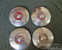 Ford hubcaps / hubs for Ford