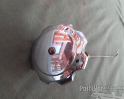Unidentified fueltank & parts for A variety of cars