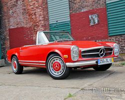 Mercedes-Benz 250SL Roadster 1968 SOLD