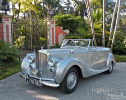 Bentley Mark VI Drophead Coupe by HJ Mulliner 1949 SOLD