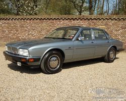 A very authentic 1991 Jaguar XJ6 Vanden Plas 4.0