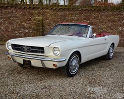 Ford Mustang 289 V8 4v convertible