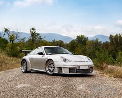 Aguttes Auction: 1999 - Porsche 911 Type 996 GT3 - KIT RSR