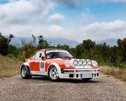 Aguttes Auction: 1981 - Porsche 911 SC Groupe IV
