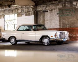 Bonhams Simeone Foundation Museum Sale: 1971 Mercedes-Benz 280SE 3.5 Coupe