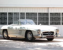 Artcurial Auction 2018: 1957 Mercedes-Benz 300 SL roadster