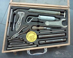 Daimler Majestic original complete toolbox