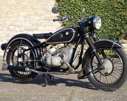BMW R67/2