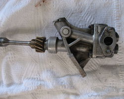 Alfa Romeo oil pump