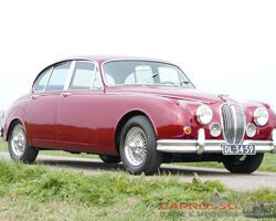 Jaguar MKII 3.8 Automatic very neat car