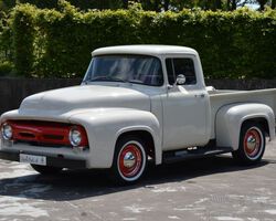 Ford F-100