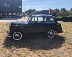 Triumph Mayflower 1952 NL kenteken