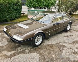 FERRARI 365 GT4 2+2