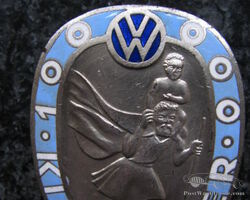 Original Oval Vintage Christophorus 100000 KM VW Badge