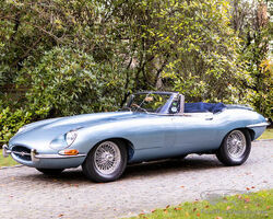 1967 Jaguar E-Type 4.2-Litre Series I½ Roadster | Bonhams Hendon Sale | 21 Nov 2019