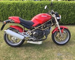 Ducati Monster M900