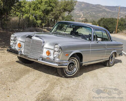 1969 Mercedes-Benz 280SE Coupe | Bonhams The Scottsdale Auction | January 16, 2020