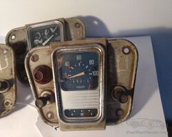 3 X speedo and gaz meter Renault 2 CV