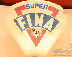 Super Fina Glass Globe | Armstrong Auctions | March 28, 2020