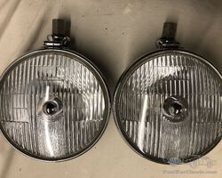 LUCAS FOG LAMP SFT700S USED ON BENTLEY AND A LOT OF BRITSH CARS NEW OLD STOCK