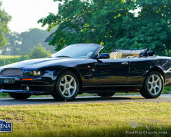 Aston Martin V8 Volante