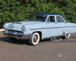 1953 Mercury Monterey Sedan