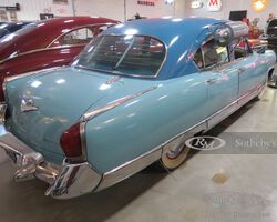 1952 Kaiser Manhattan Sedan