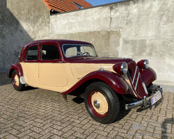 1954 Citroën 11B 'Traction Avant' Saloon | The Autoworld Autumn Sale | Bonhams | Sept 6, 2020