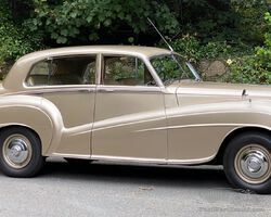 1952 Bentley MKVI 'Big Bore' H.J.Mulliner 'Lightweight Saloon’ B38MD