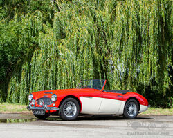 1957 Austin Healey 100/6 Convertible with Hardtop | Bonhams Goodwood Speedweek | 17 Oct 2020
