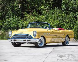 1954 Buick Roadmaster Convertible | The Elkhart Collection | RM Sotheby's | 23-24 Oct 2020
