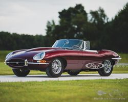 1966 Jaguar E-Type Series 1 4.2-Litre Roadster | The Elkhart Collection | RM Sotheby's | 23-24 Oct 2020