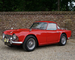 1964 Triumph TR4 Surrey Top | Gallery Aaldering