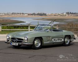 1957 Mercedes-Benz 300 SL Roadster | RM Sotheby's Arizona | 22 Jan 2021