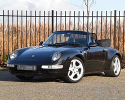 Porsche 993 Carrera 4 cabriolet