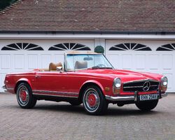 1970 Mercedes-Benz 280 SL Pagoda | Historics Auctioneers