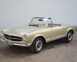 1969 Mercedes-Benz 280SL Pagoda | Timed Auction | Brightwells | 1st April 2021