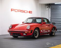 1985 Porsche 911 Carrera Targa