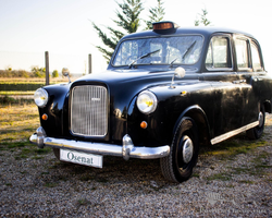 1973 Austin Taxi HIR | Osenat | Automobiles de Collection | March 29, 2021