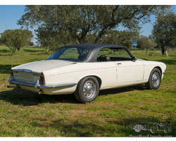 1975 Daimler Sovereign | Automobiles de Collection | Cornette de Saint Cyr | 26 Apr 2021
