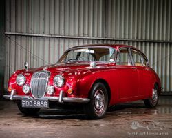 1968 Daimler 250 V8 Saloon | Historics Auctioneers | Ascot Racecourse | 15th May 2021