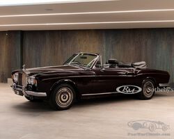 1976 Rolls-Royce Corniche Drophead Coupé by Mulliner Park Ward